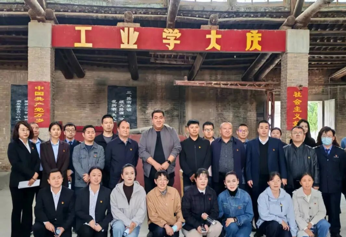 酒香映党旗 健康谱新篇  新疆昆仑特酒业与喀什疾控中心  党建共建绘就政企联动新画卷